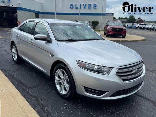 2018 Ford Taurus SEL