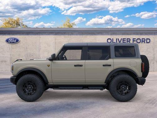 Desert Sand 2026 Ford Bronco Badlands