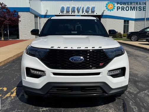 2022 Ford Explorer ST