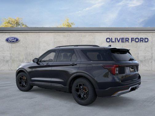 Agate Black Metallic 2026 Ford Explorer Tremor