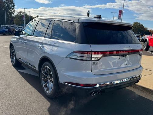 2025 Lincoln Aviator Premiere