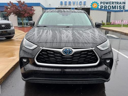 2022 Toyota Highlander Hybrid LE