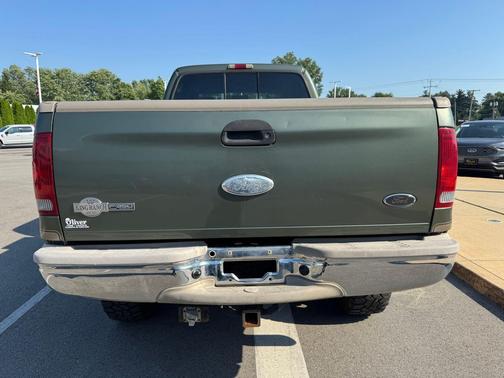 Gray 2004 Ford F-350 King Ranch