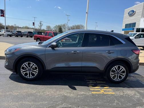 2022 Ford Escape SEL