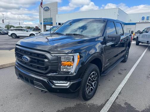 Agate Black Metallic 2023 Ford F-150 XLT