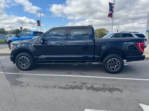 Agate Black Metallic 2023 Ford F-150 XLT