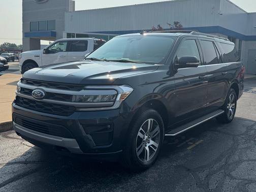 2022 Ford Expedition Max XLT