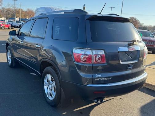 2011 GMC Acadia SL