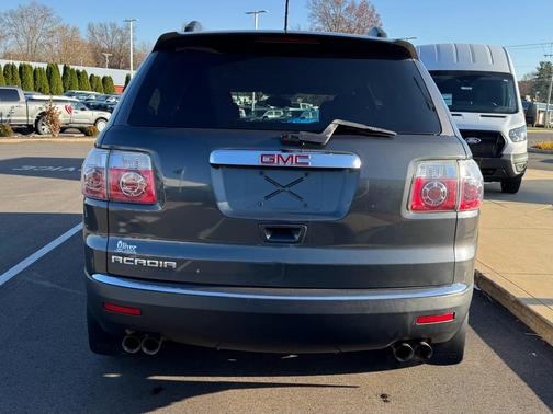 2011 GMC Acadia SL