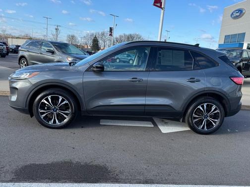 2021 Ford Escape SEL