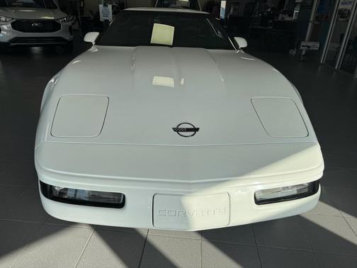 White 1991 Chevrolet Corvette Base