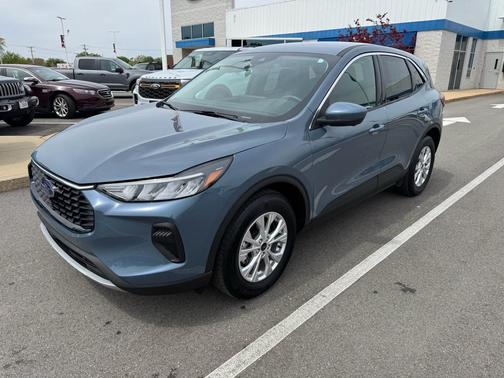 Vapor Blue Metallic 2023 Ford Escape Active