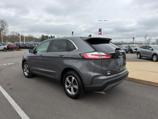 Carbonized Gray Metallic 2024 Ford Edge SEL
