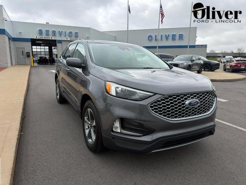 Carbonized Gray Metallic 2024 Ford Edge SEL