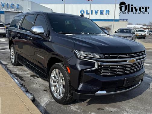 2023 Chevrolet Suburban Premier