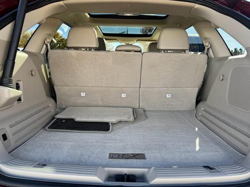 2014 Lincoln MKX Base