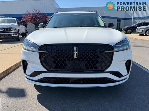 Pristine White Metallic Tri-Coat 2025 Lincoln Aviator Reserve AWD
