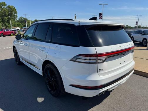 Pristine White Metallic Tri-Coat 2025 Lincoln Aviator Reserve AWD