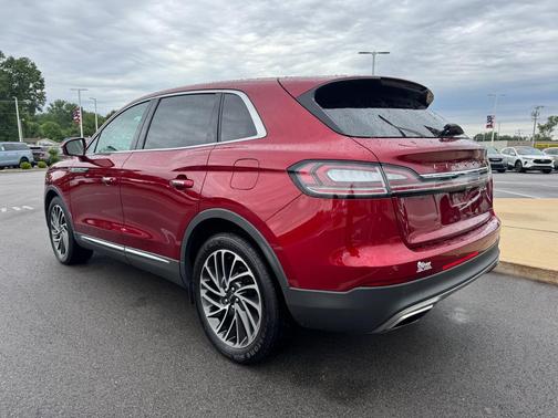 Ruby Red Metallic Tinted Clearcoat 2019 Lincoln Nautilus Reserve