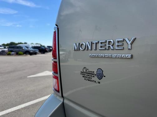Gold Ash Clearcoat Metallic 2004 Mercury Monterey Convenience