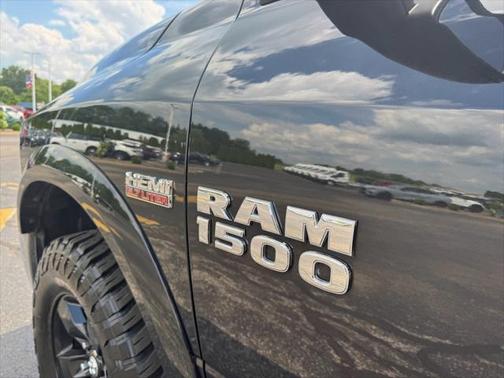 2017 RAM 1500 SLT