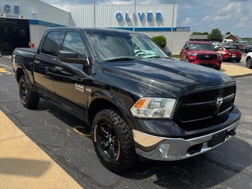 2017 RAM 1500 SLT