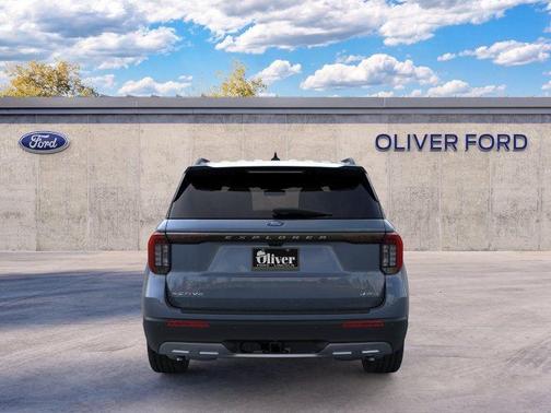 Vapor Blue Metallic 2026 Ford Explorer Active