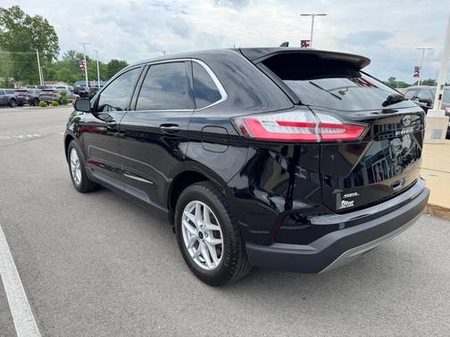 Agate Black Metallic 2024 Ford Edge SEL