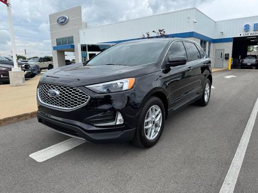 Agate Black Metallic 2024 Ford Edge SEL