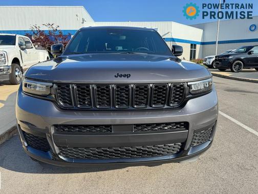 Baltic Gray Metallic Clearcoat 2023 Jeep Grand Cherokee L Altitude