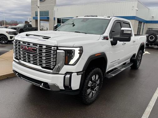 2024 GMC Sierra 2500 Denali