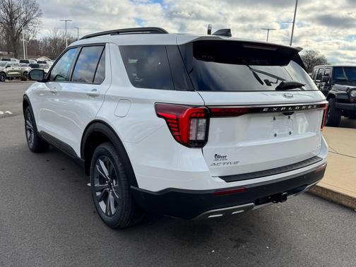 2026 Ford Explorer Active (200A)