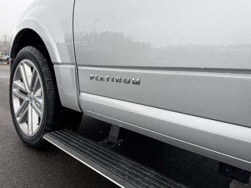 2017 Ford Expedition EL Platinum