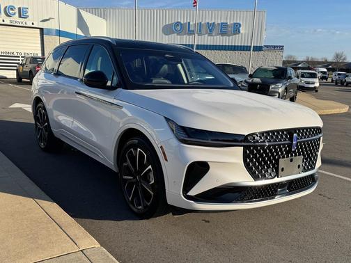 2024 Lincoln Nautilus Reserve