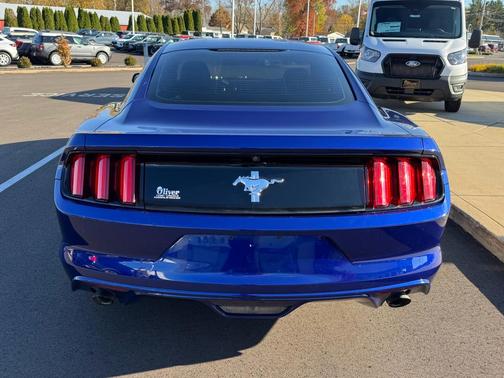 2015 Ford Mustang V6