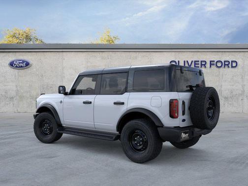 Oxford White 2026 Ford Bronco Outer Banks