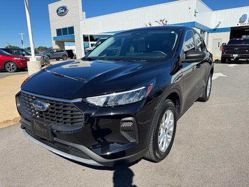 Agate Black Metallic 2023 Ford Escape Active