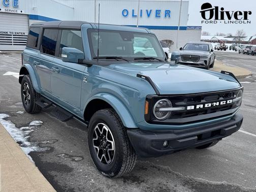 2023 Ford Bronco Outer Banks