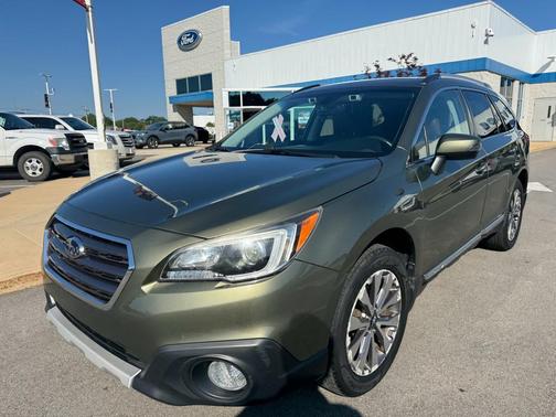 Wilderness Green Metallic 2017 Subaru Outback 2.5i Touring