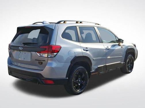 Ice Silver Metallic 2023 Subaru Forester Wilderness