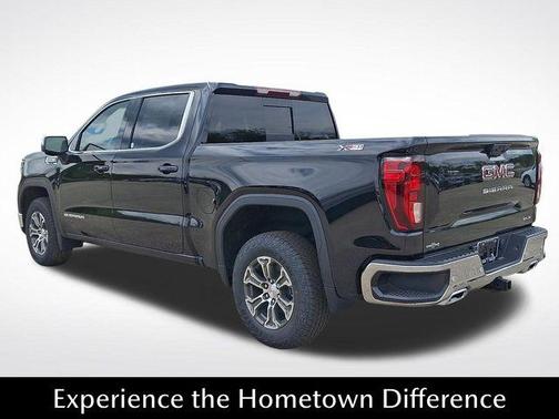 Onyx Black 2026 GMC Sierra 1500 SLE