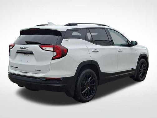 Summit White 2024 GMC Terrain SLT