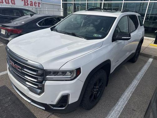 2022 GMC Acadia AWD AT4