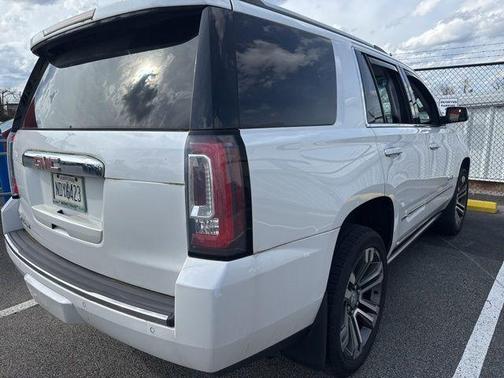White Frost Tricoat 2019 GMC Yukon Denali