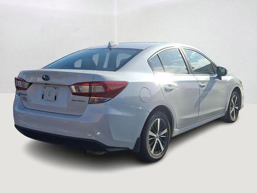 Crystal White Pearl 2023 Subaru Impreza Premium