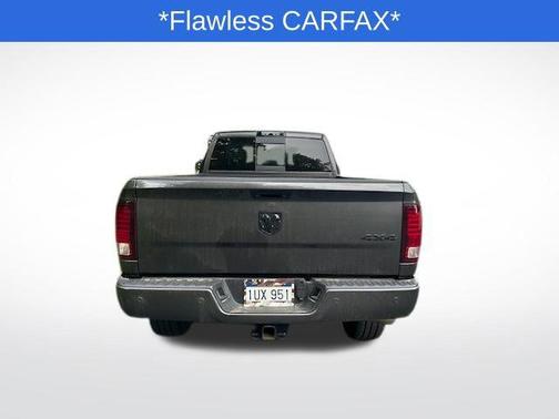 2017 RAM 2500 Laramie Crew Cab 4x4 8' Box