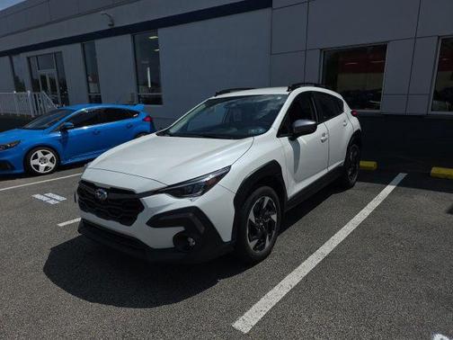 Crystal White Pearl 2024 Subaru Crosstrek Limited