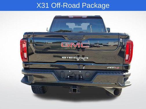 2022 GMC Sierra 2500 AT4