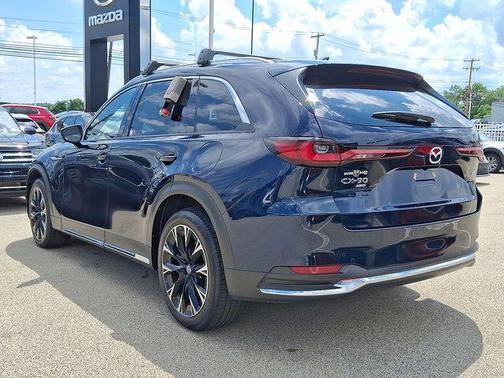 2024 Mazda CX-90 PHEV Premium Plus