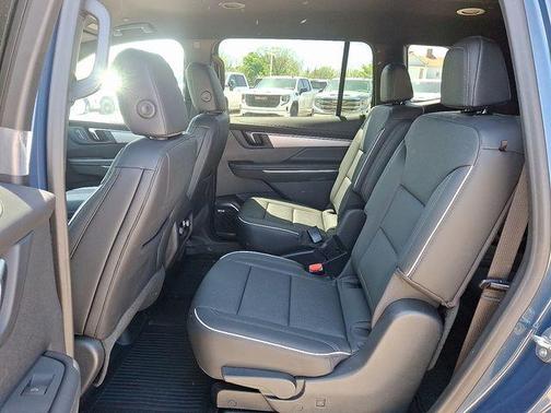 2025 Buick Enclave Preferred FWD